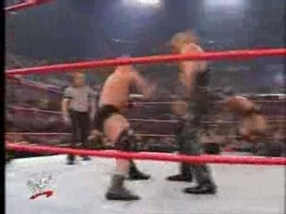 RAW  - The Rock & Stone Cold Steve Austin vs.
