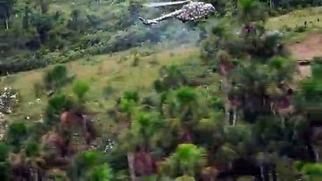 Perú destruye 3 laboratorios de droga en frontera con Colombia