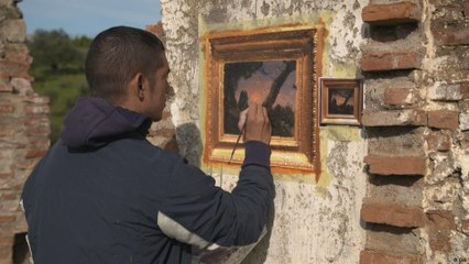 Pintor espanhol faz cópias de clássicos da arte em lugares inusitados