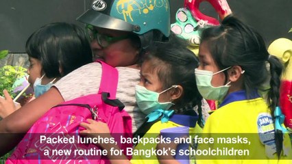 Download Video: Hundreds of schools to shut as toxic smog chokes Bangkok