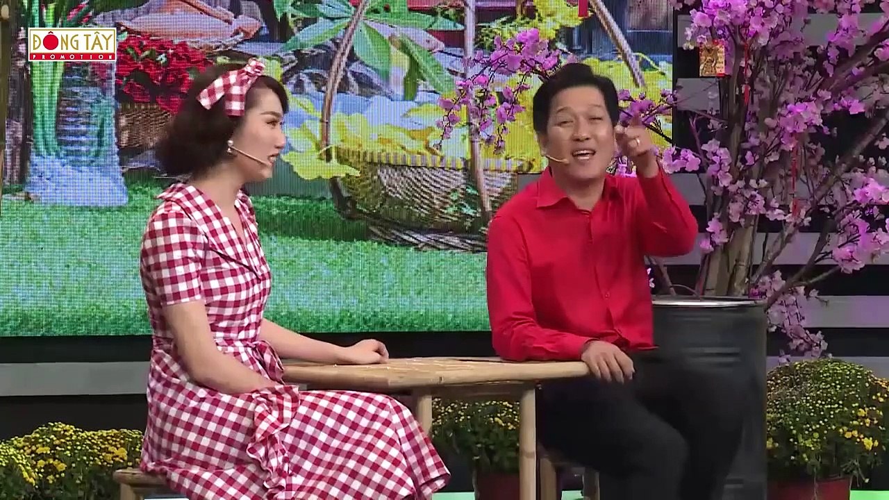 Ô hay gì thế này- Thúy Ngân tán tỉnh Tuấn Trần - Kenh14 Video