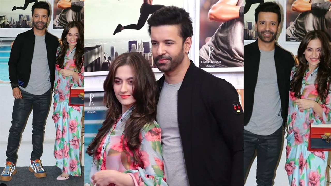 Sanjeeda Sheikh and Aamir Ali shine at  Dabboo Ratnani Calendar 2019 launch; Watch Video | Boldsky