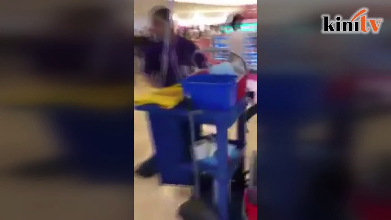 Video tular 'mak nyah' pukul wanita: Tetap anggap lelaki pukul wanita - Asri