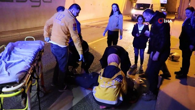 Üst geçidi kullanmayan vatandaşa, motosiklet çarptı