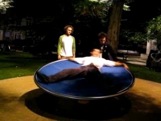 A cet age un rien les amuses