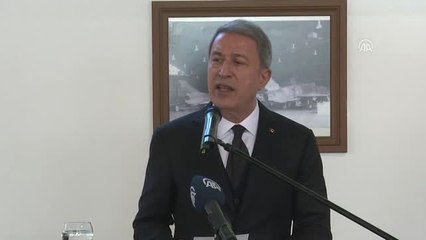 Akar ve Komutanlar "Teknoloji Çınarı"Nın İşçileriyle Bir Araya Geldi (2)