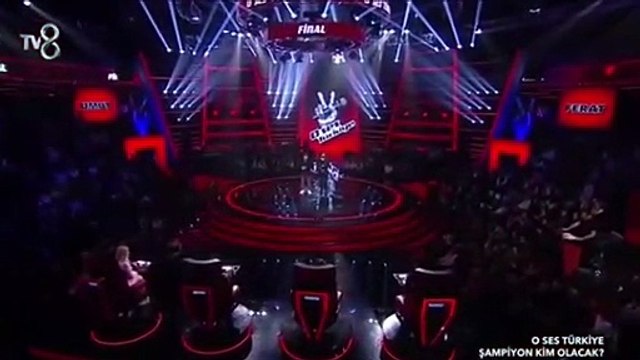 O Ses Türkiye'de büyük sürpriz! Acun Ilıcalı'nın amcası şarkı söyledi