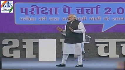 Tải video: Listening to your parents will make them your friends: PM Modi tells students at interaction