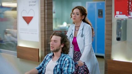 Bu çocukta bir şeyler var... - Acil Aşk Aranıyor 11. Bölüm