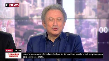 Michel Drucker veut se réconcilier avec Laurent Delahousse et explique pourquoi