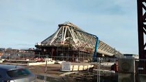 Gare de Mons.Des travailleurs présents sur le chantier ce mardi.Video Eric Ghislain