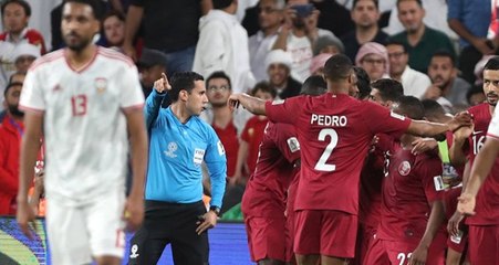 Katar, Birleşik Arap Emirlikleri'ni 4-0 Yenerek Finale Çıktı