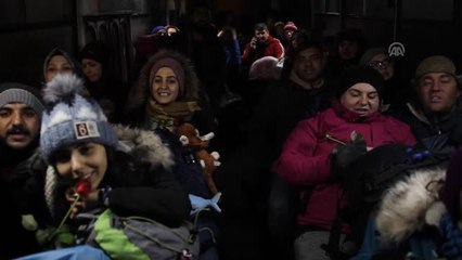 Gezginler, Van'daki Çocuklar İçin "Mutluluk" Taşıdı