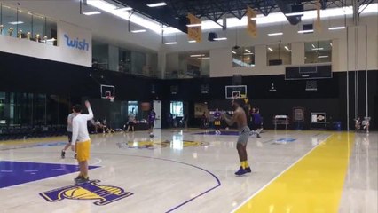 NBA - LeBron James de retour à l'entraînement