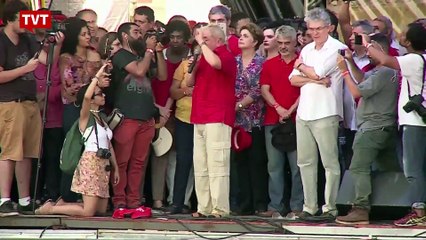 Quase meio milhão assinam petição para indicar Lula ao Nobel da Paz