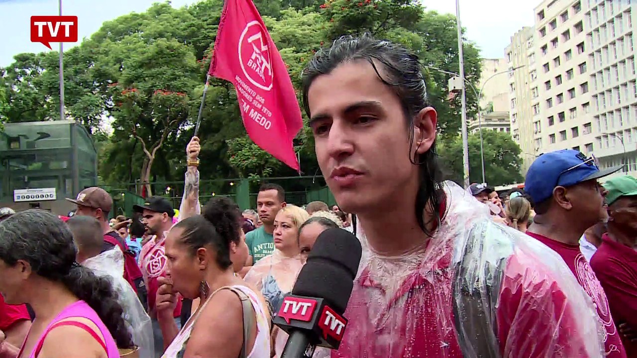 MTST faz ato em defesa das moradias para as pessoas mais pobres