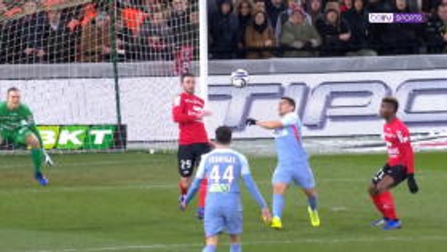 Lopes' bicycle kick gives Monaco the lead