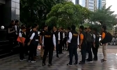 Satgas Antimafia Bola Geledah Kantor PSSI