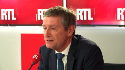 LBD : "Ce n'est parce qu'il y a quelques blessés qu'il faut la changer", dit Péchenard sur RTL