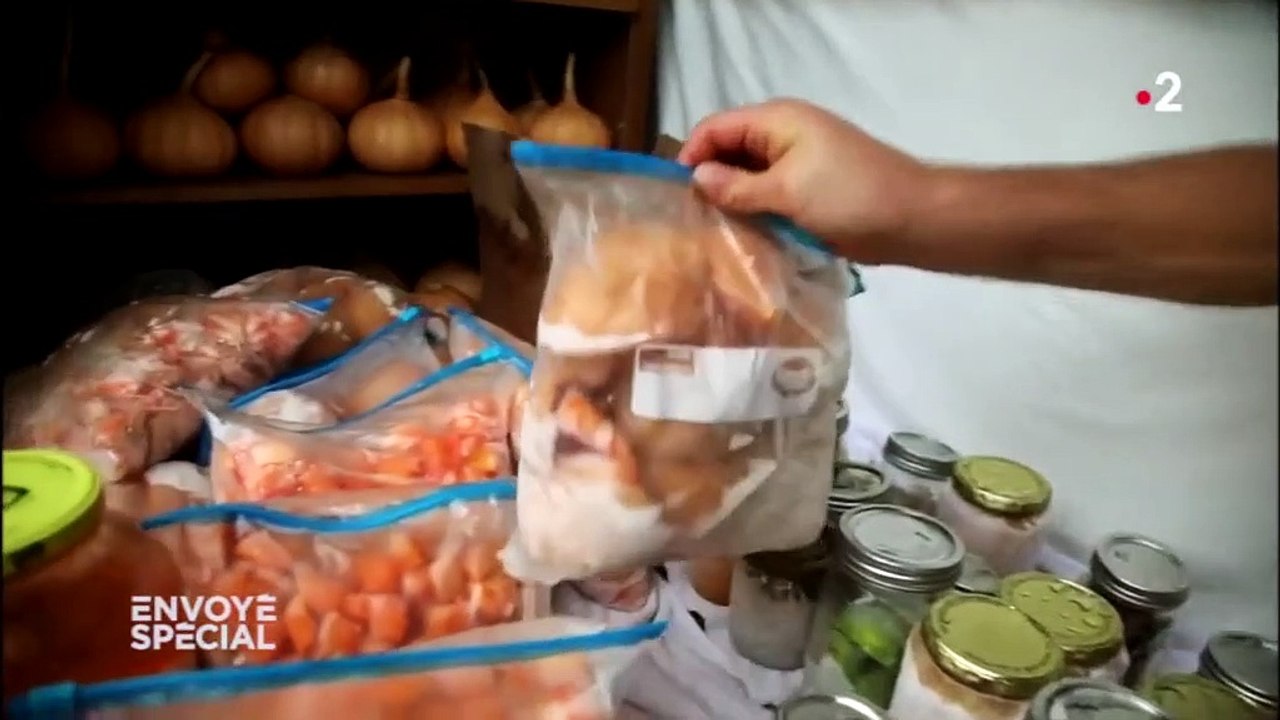 En ville, se nourrir pendant un an sans rien acheter dans les magasins : le nouveau défi d'un activiste américain