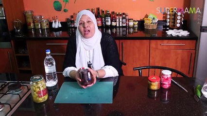 طريقة سهلة لتخليل الزيتون الأسود