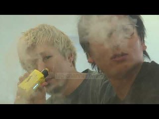 300119 CIGARET ELEKTRONIKE 15