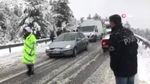 Antalya-Konya Karayolunda Yoğun Kar Yağışı... Hazırlıksız Yakalanan Yüzlerce Araç Sürücüsü Yolda...