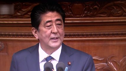 '한국처럼 비난 안 한다'던 아베...갈등엔 "강한 유감" / YTN