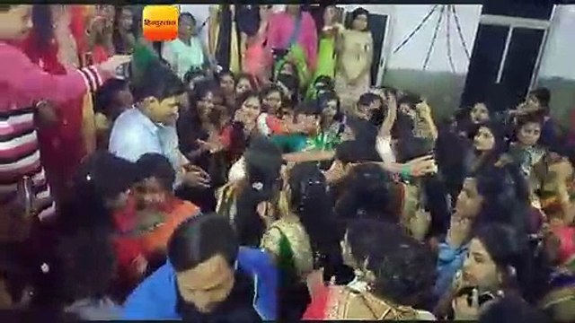 नर्सिंग छात्राओं संग गुरुजी के ठुमके लगाने का वीडियो वायरल