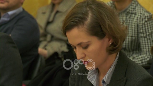 Jo ndryshim të ligjit të arsimit, Ministrja Besa Shahini braktis Komisionin