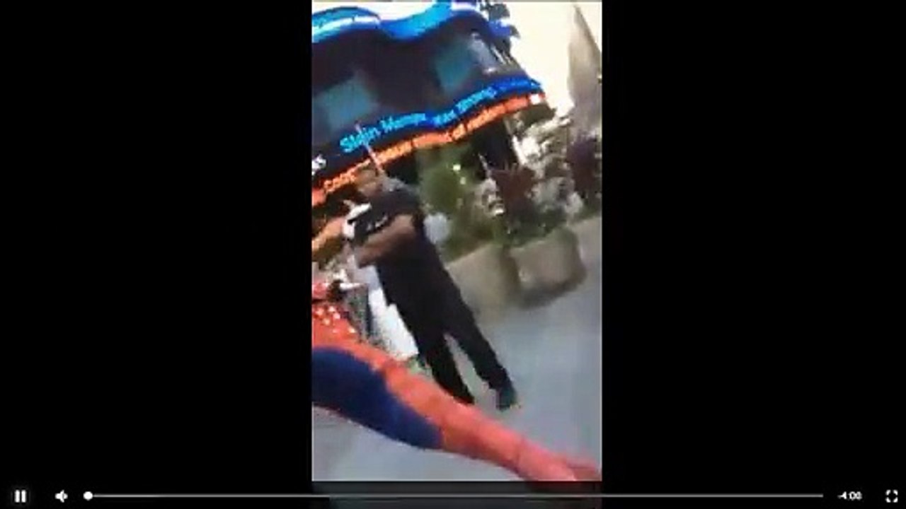 Spiderman Berantem, Jangan Main2 Sama Superhero