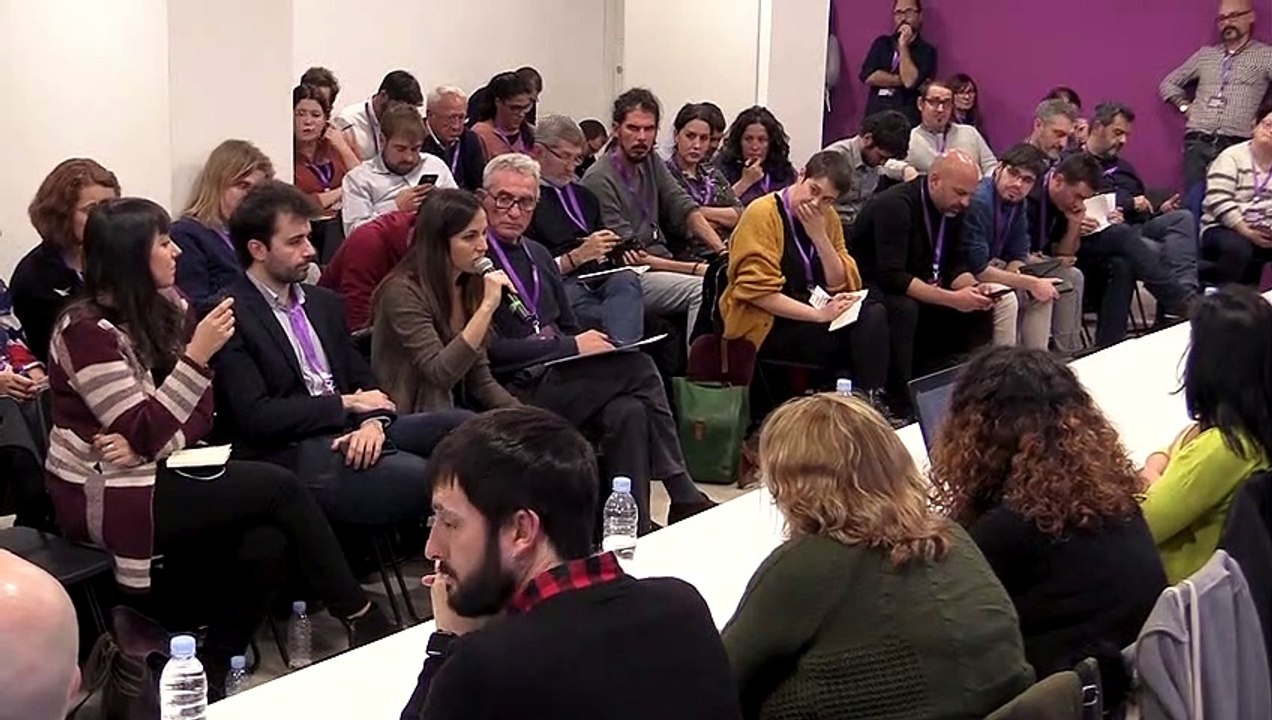 Miembros de Podemos que asisten al Consejo Ciudadano piden unidad y un debate tranquilo para superar la crisis