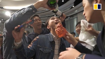 Mannequin challenge at wedding involving 300 guests goes viral