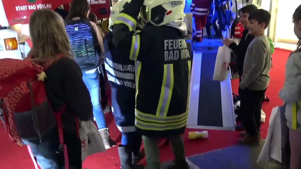 Bad Vöslau: AK NÖ - Messe 'AK-KIDS: Berufe zum Angreifen'