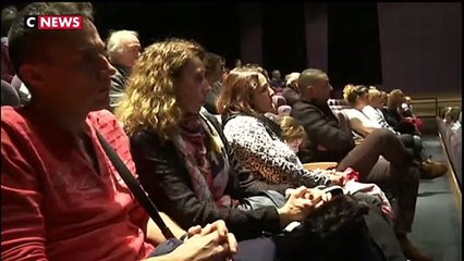 Bébé sans bras : 4 familles du Morbihan exigent des réponses