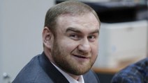 Cinayetle Suçlanan Çerkes Senatör, Rusya Senatosu'nun Balkonundan Kaçmaya Çalışırken Yakalandı