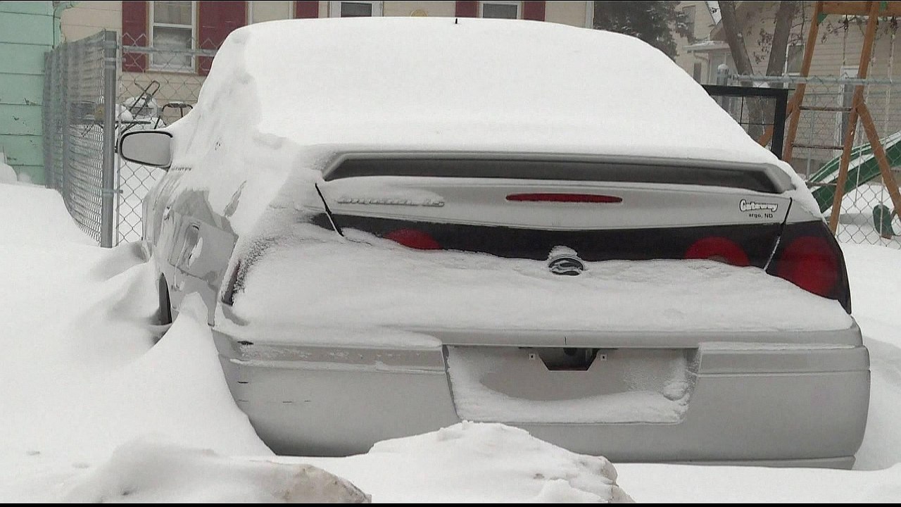 Deadly Arctic deep freeze envelops US Midwest