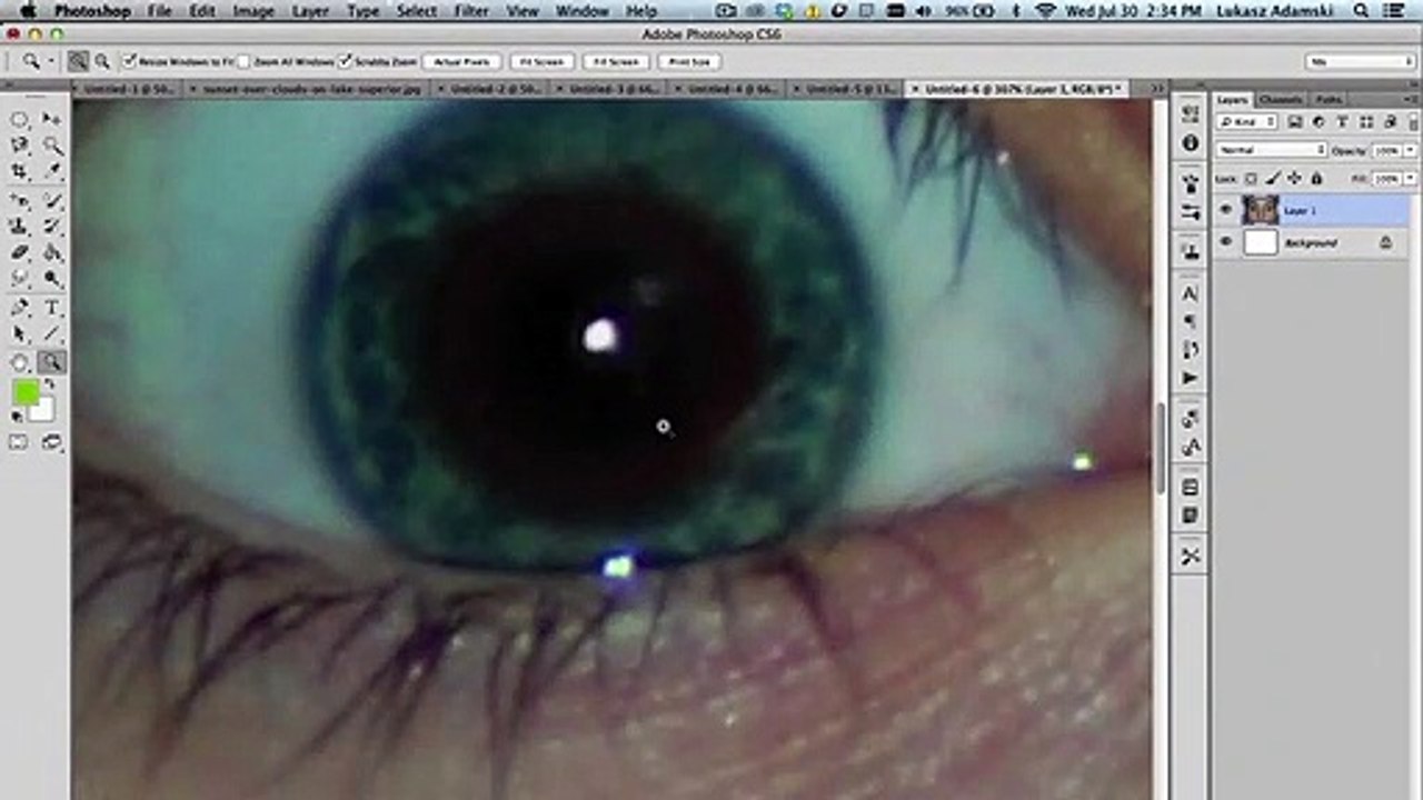 How to remove a Red Eye in Photoshop?