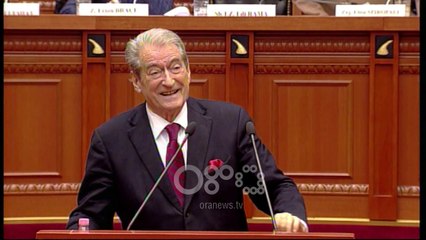 Ora News - Berisha: Rama shkoi dhe u kthye nga Gjermania me bisht në shalë