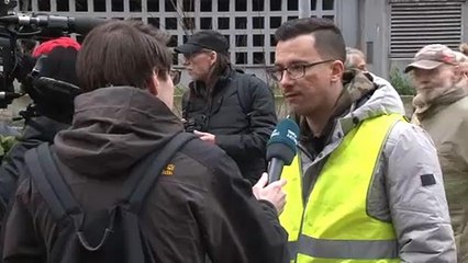 Ο Έλληνας πίσω από τα «Κίτρινα Γιλέκα»