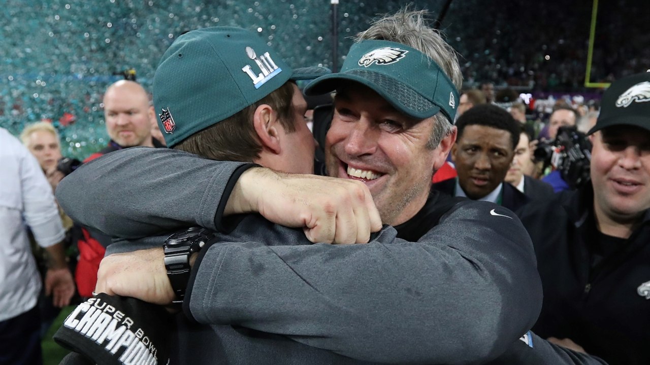 Doug Pederson gets Super LII victory Gatorade bath! 