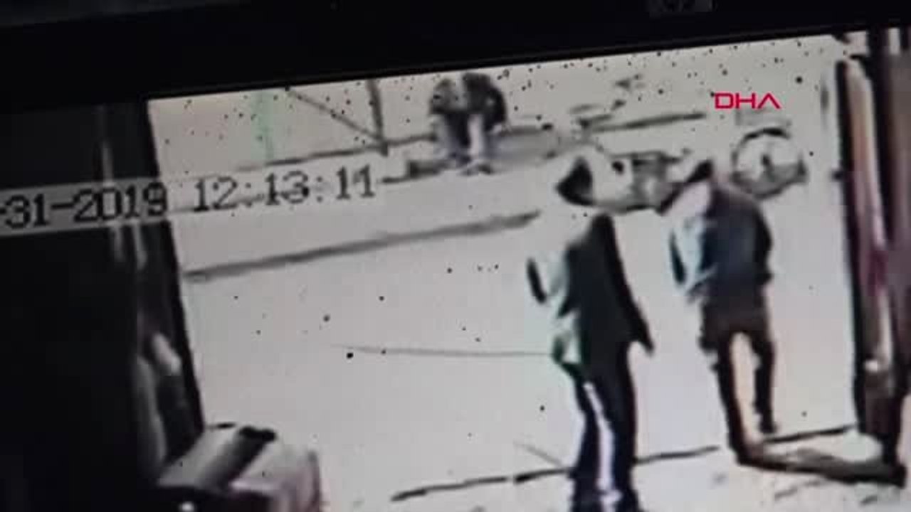 Bursa Çocukların Antreman Yaptığı Halı Sahanın Yanında Kurşun Yağdırdı