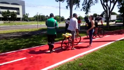 Descargar video: Ciclistas e pedestres são foco de ação educativa da Cettrans