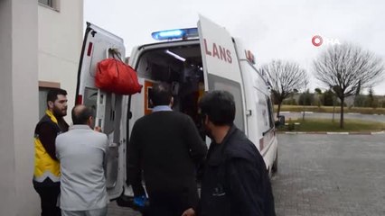 Otomobil ile Hafif Ticari Araç Çarpıştı: 7 Yaralı