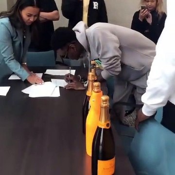 Soulja Boy officially establishes himself as 2019's hottest rapper, signing $1 million deal with Warner Chappell