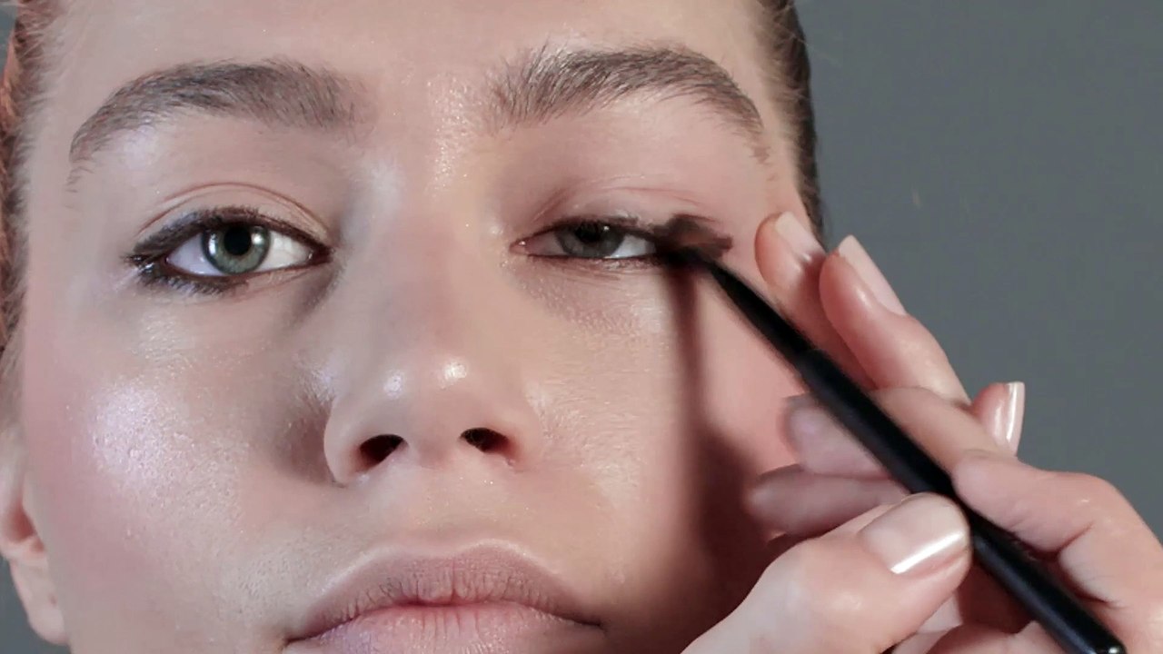 maquillaje metalico