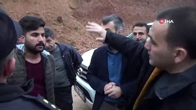 Göçük Riski Taşıyan 3 Ev Güvenlik Nedeniyle Boşaltıldı