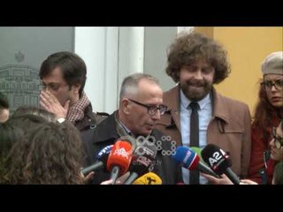 Ora News - Pedagogët takojnë ministren, lënë afat deri në mesnatë: Qamë hallet por s'morëm përgjigje
