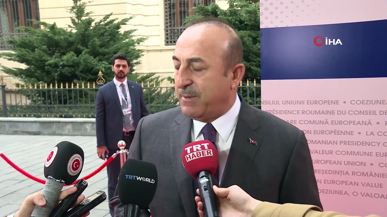 - Bakan Çavuşoğlu’ndan AP’nin Venezuela kararına ilişkin açıklama- 'Türkiye olarak bu kararları doğru bulmuyoruz'- 'İçeride iç savaşa bile ülke sürüklenebilir'- 'Dışarıdan müdahale sağlıklı değildir'