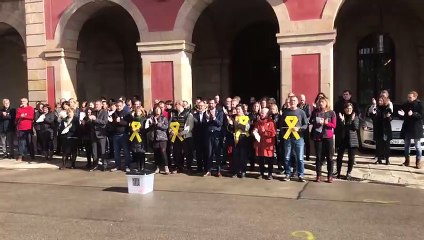 Concentració a l'exterior del parlament de suport als presos polítics